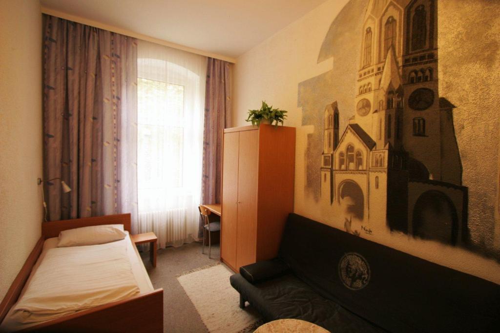 Hotel - Pension Am Schloss Bellevue Berlim Quarto foto